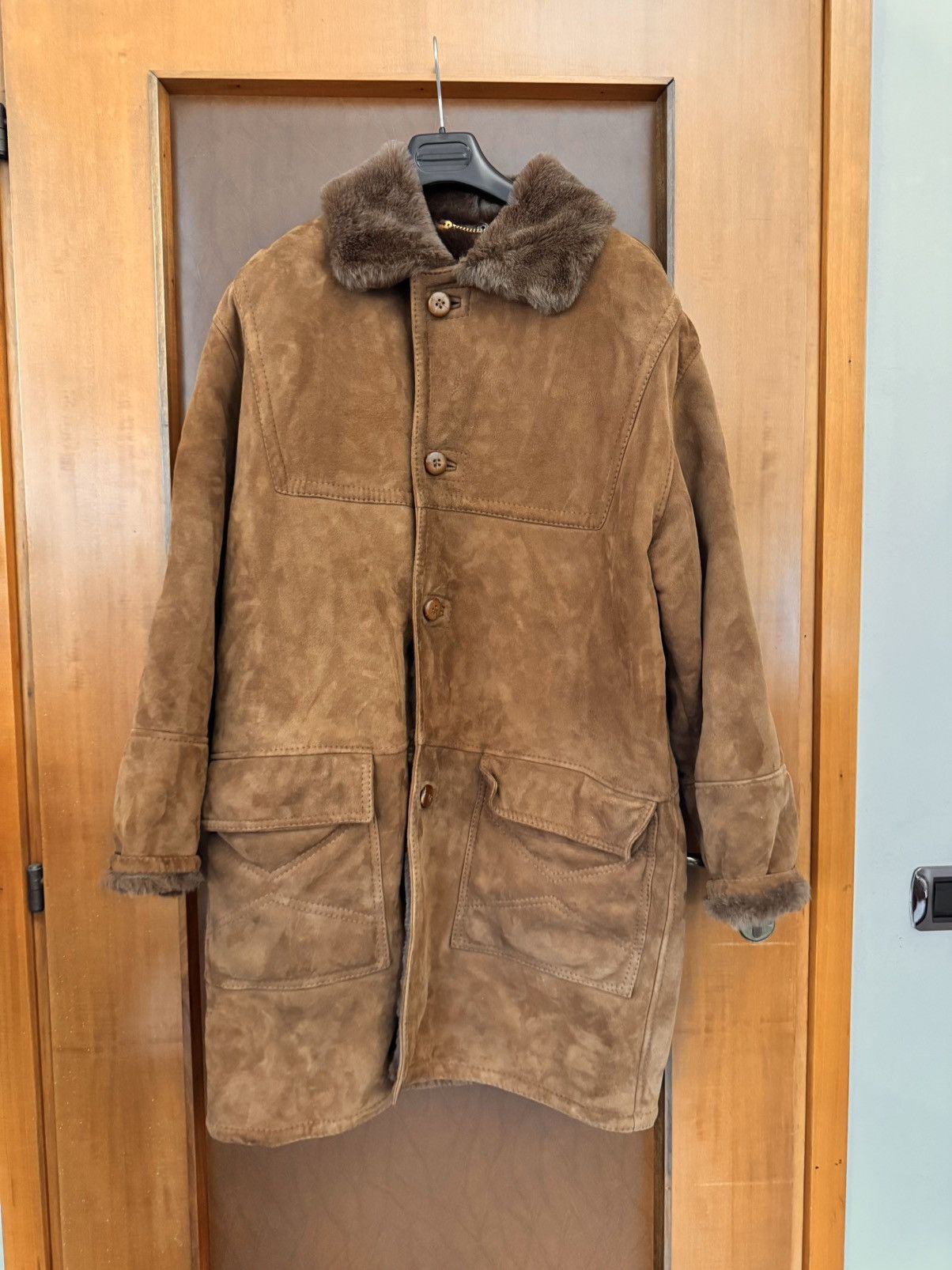 Vintage Shearling vintage coat in perfect conditions Size US M / EU 48-50 / 2 - 2 Thumbnail