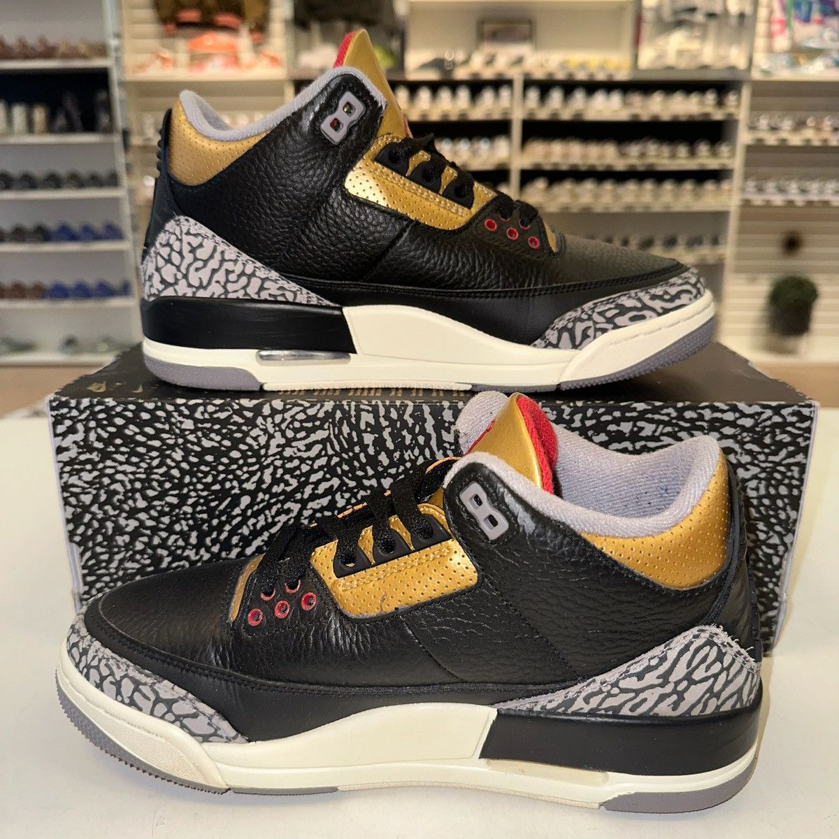 Jordan Brand Size 8.5W/7M - Jordan 3 Black Gold 2022 Size US 8.5 / IT 38.5 - 2 Thumbnail