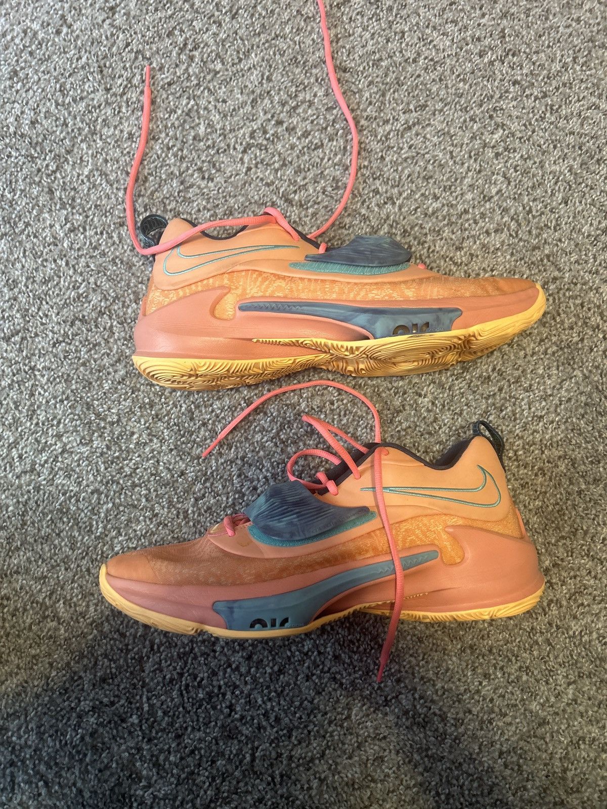 Nike Nike Zoom Freak 3 Crimson Bliss Size US 11 / EU 44 - 1 Thumbnail