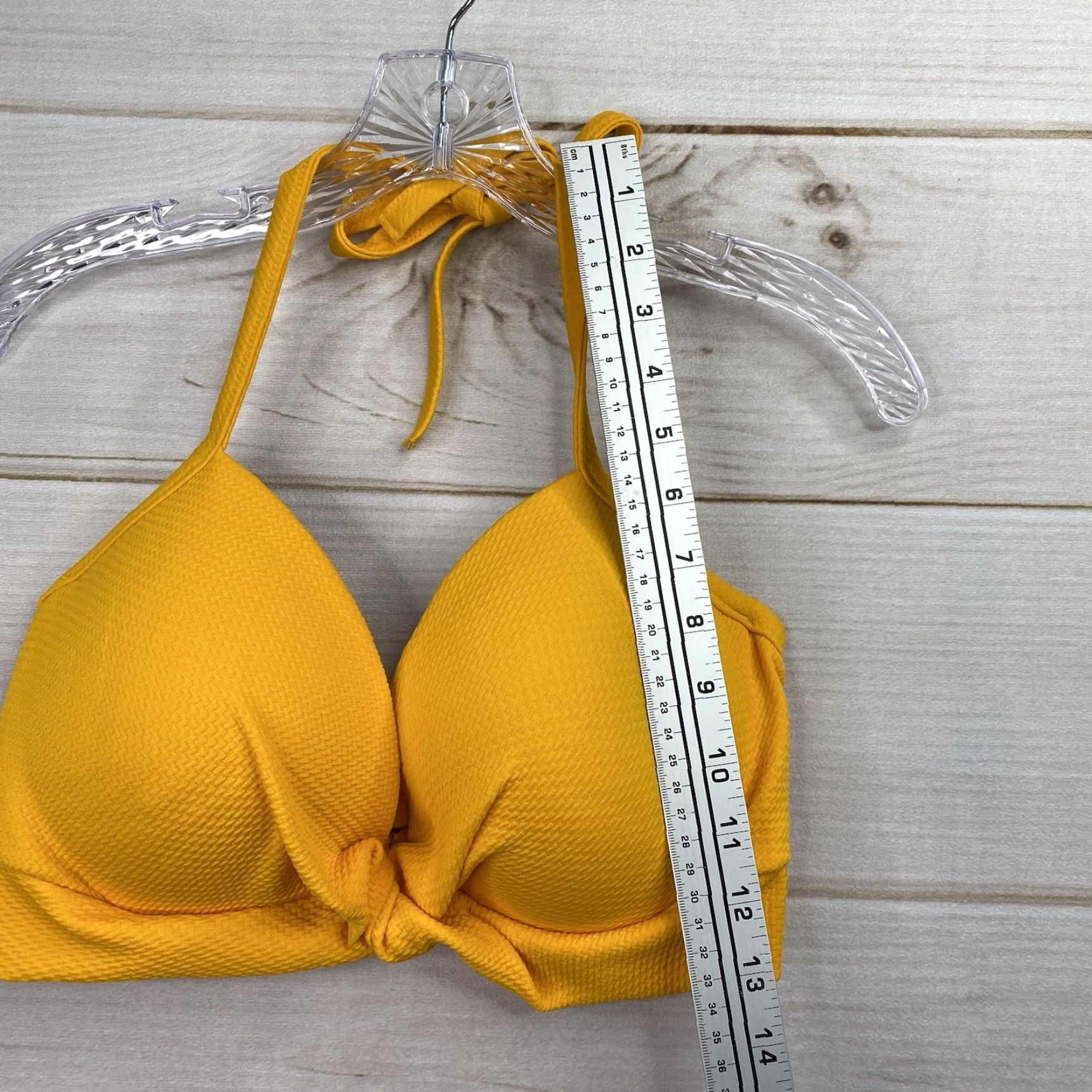 Vintage Shade & Shore Bikini Top 36DD Gold Twist Back Closure Double Hook Straps Lined Swim Beach Womens DD Size XS / US 0-2 / IT 36-38 - 3 Thumbnail