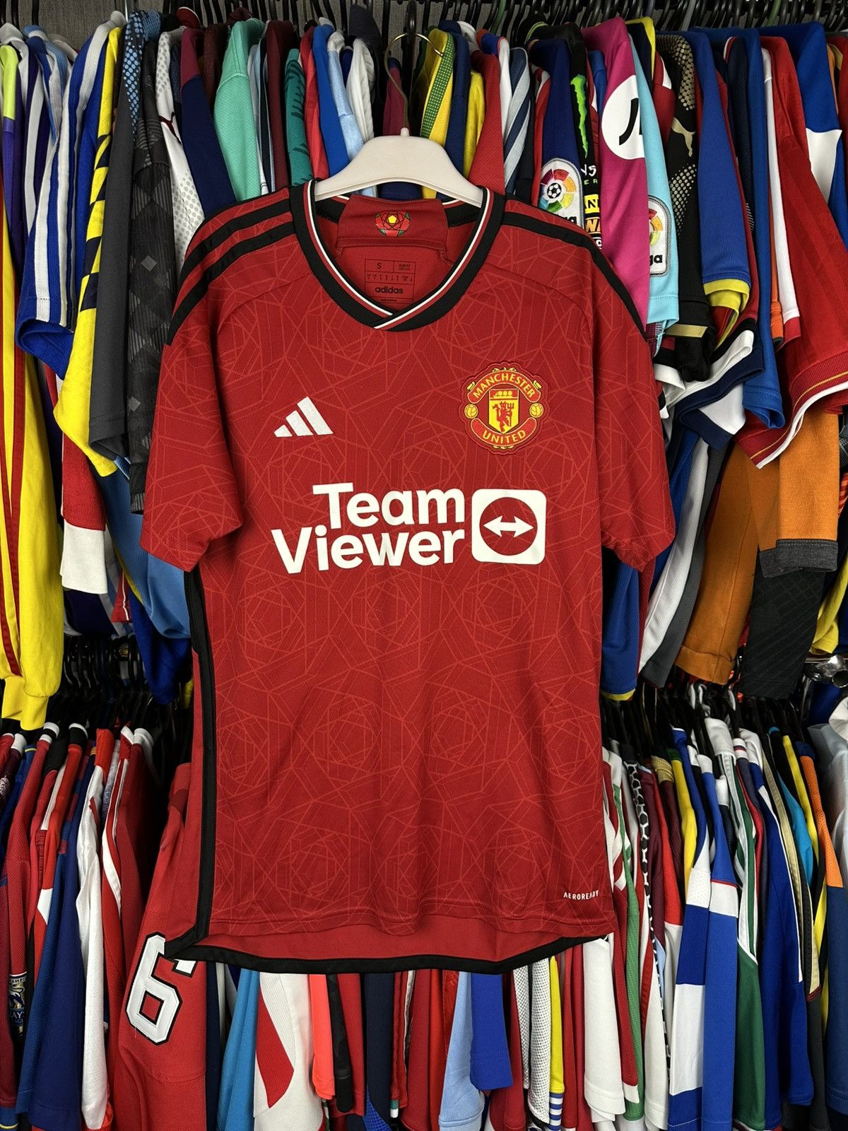 Adidas MANCHESTER UNITED FC 2023-24 HOME SHIRT ADIDAS JERSEY SOCCER Size US S / EU 44-46 / 1 - 1 Thumbnail