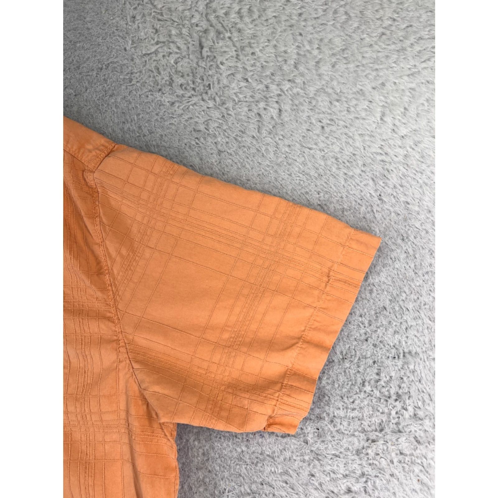 Tommy Bahama Tommy Bahama Shirt Men Large Orange Geometric Hawaiian Silk Button-Up Short Sleeve Shirt Crew Neck Collared Resort Beach Size US L / EU 52-54 / 3 - 2 Thumbnail
