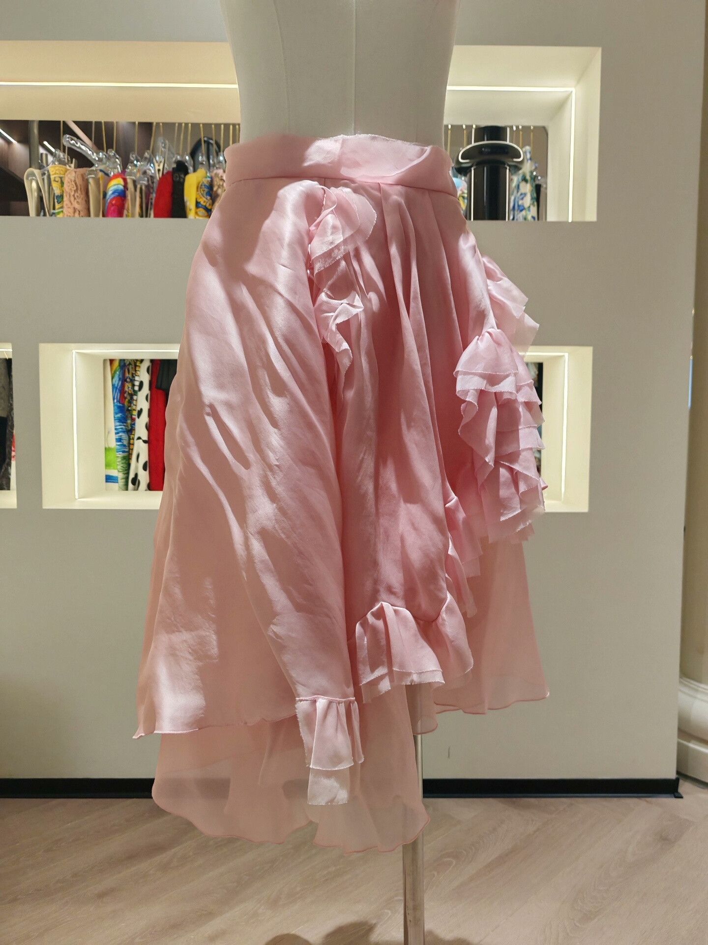 Ermanno Scervino Ermanno Scervino Pink Ruffle Skirt Size 40" / US 18 - 1 Thumbnail