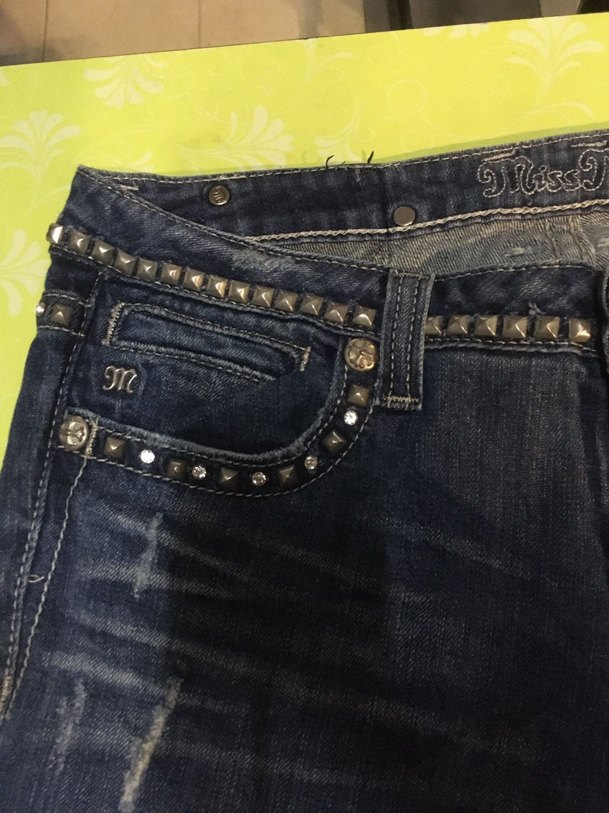 Miss Me Miss me studd jeans Size 33" - 6 Thumbnail