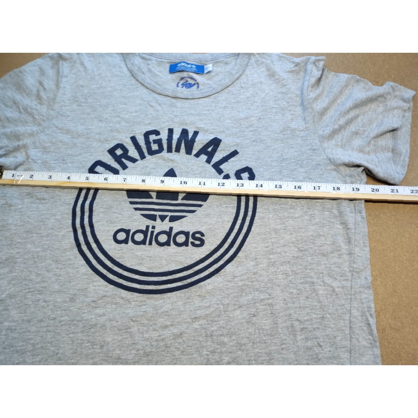 Adidas Adidas Originals Mens T-Shirt Short Sleeve Size M Gray 40 Years Trefoil Logo Size US M / EU 48-50 / 2 - 2 Thumbnail