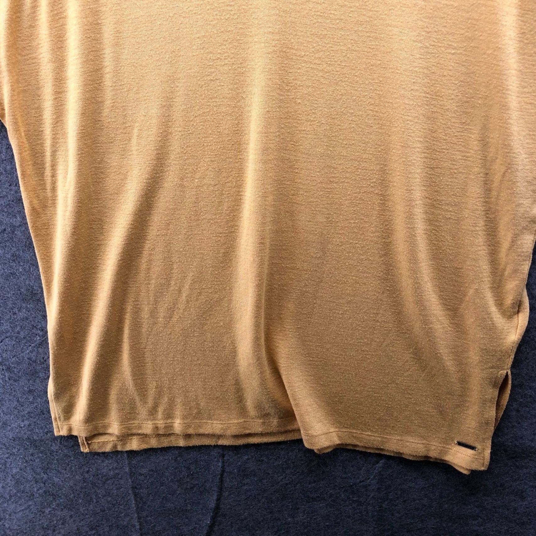 Orvis Orvis T-Shirt Shirt Womens XL Dolman Short Sleeve V-Neck Mustard Yellow Jersey Knit Size XL / US 12-14 / IT 48-50 - 4 Thumbnail