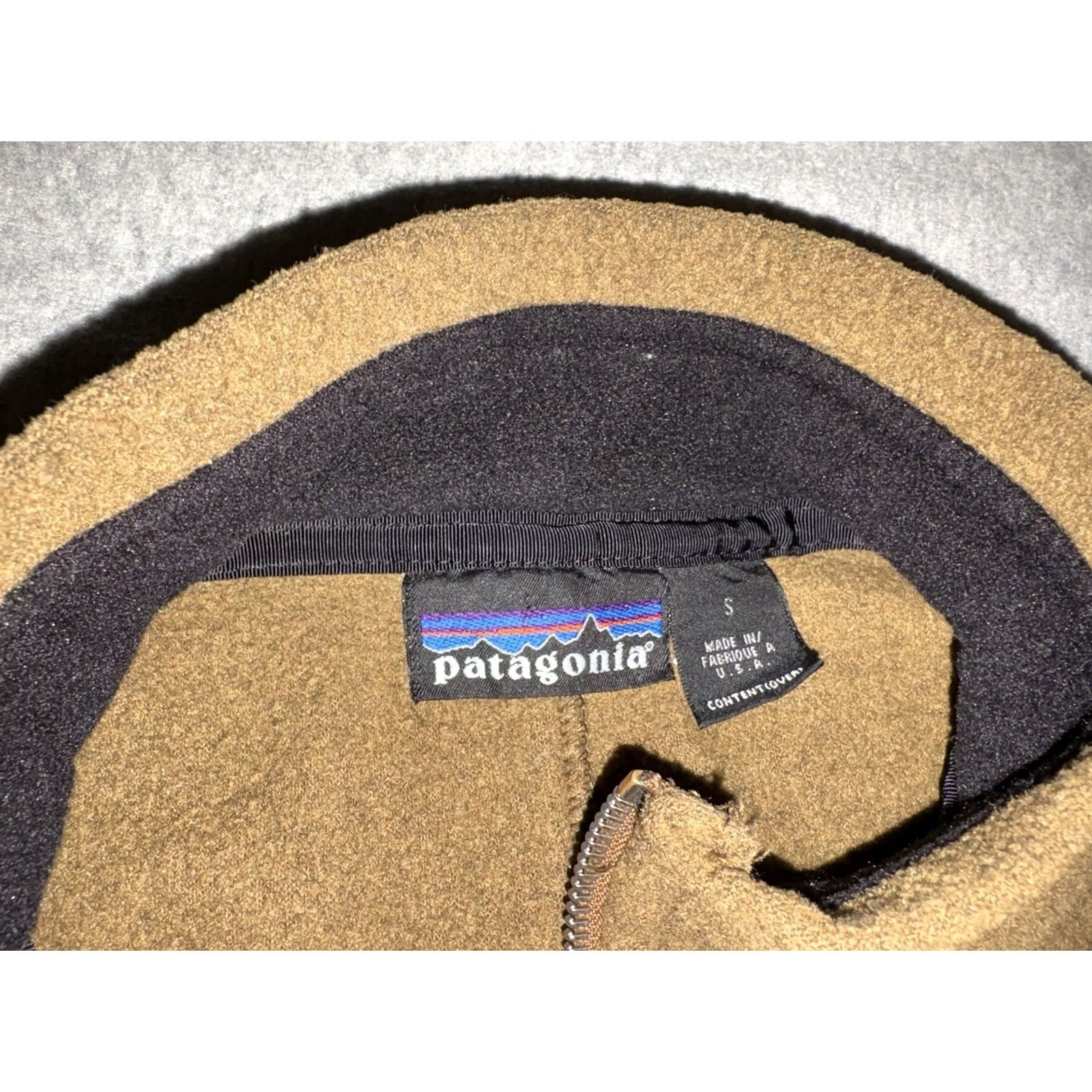 Patagonia VINTAGE Patagonia Jacket Mens Small Brown Full Zip Fleece USA Damaged Back Fabric Size US S / EU 44-46 / 1 - 3 Thumbnail