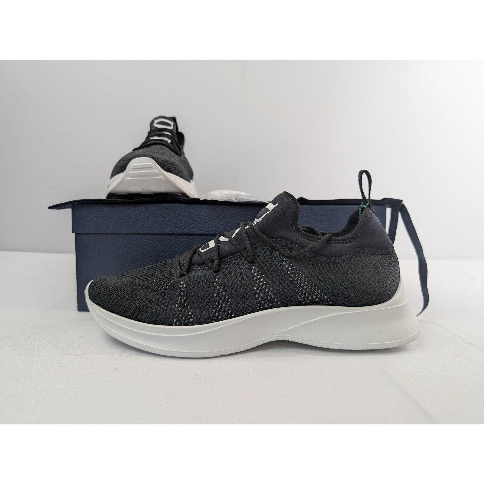 Dior o1rshd1 B25 Neoprene Runner sneaker in Black/White Size US 13 / EU 46 - 18 Thumbnail