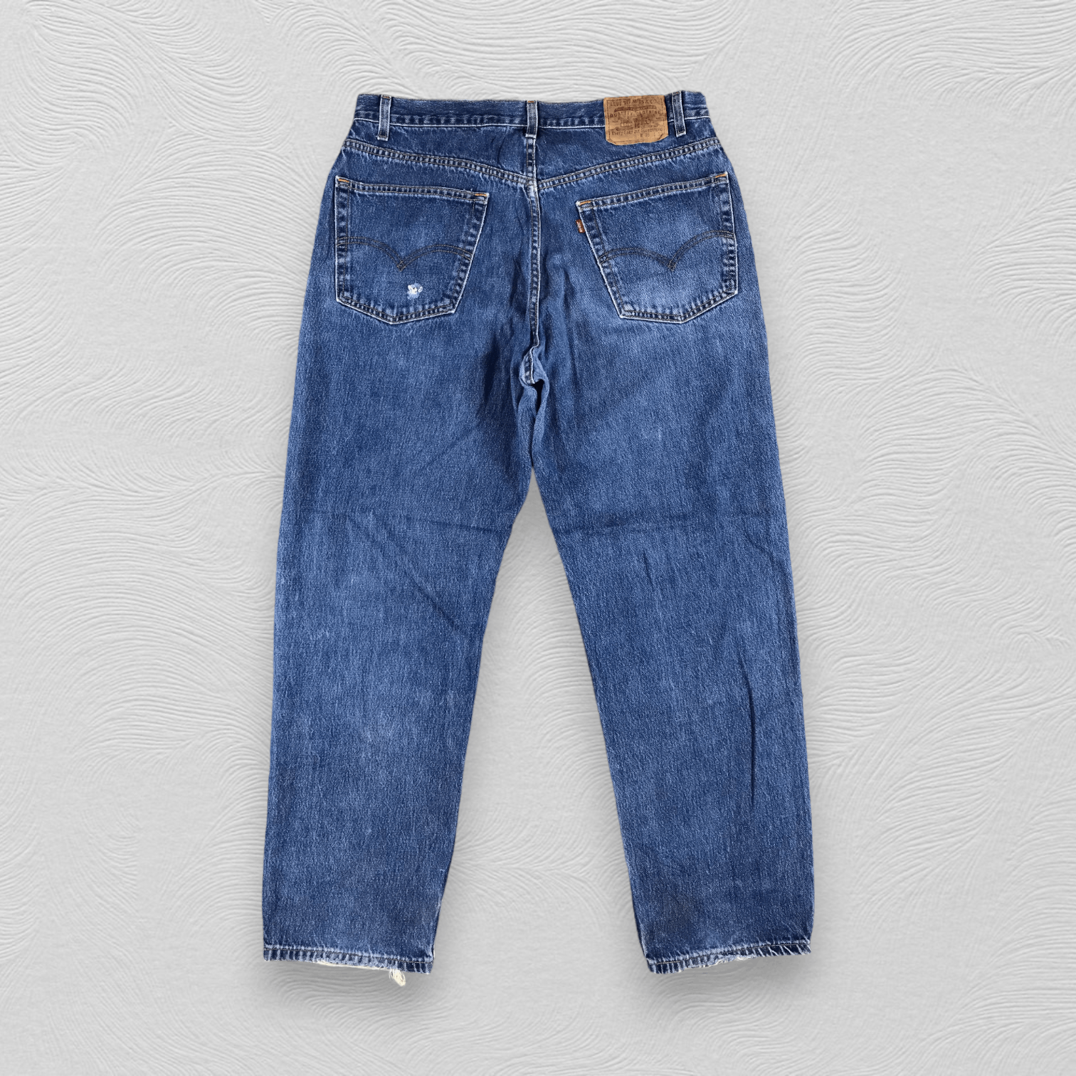 Levi's Vintage Levis 901 Jeans Blue Wash Denim KJ1103 Size US 37 - 2 Thumbnail
