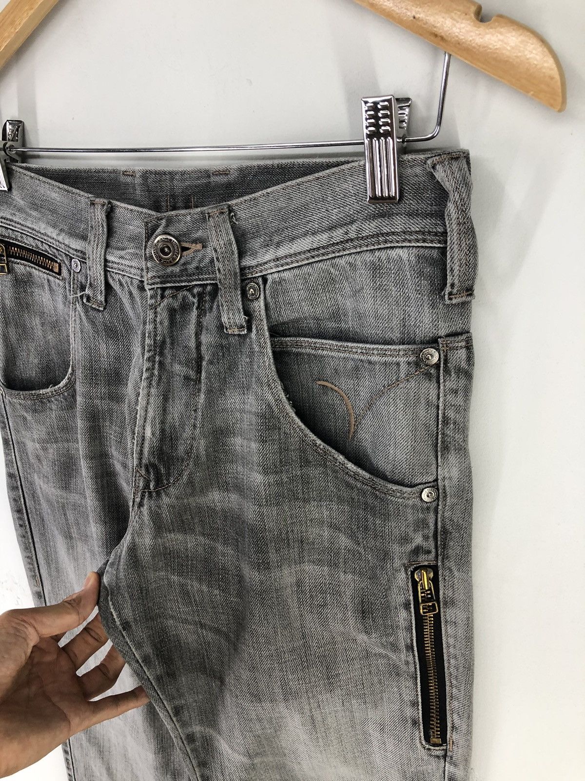 Japanese Brand × Seditionaries Japanese Brand Back Number Buckle Back Light Wash Jeans Size US 28 / EU 44 - 7 Thumbnail