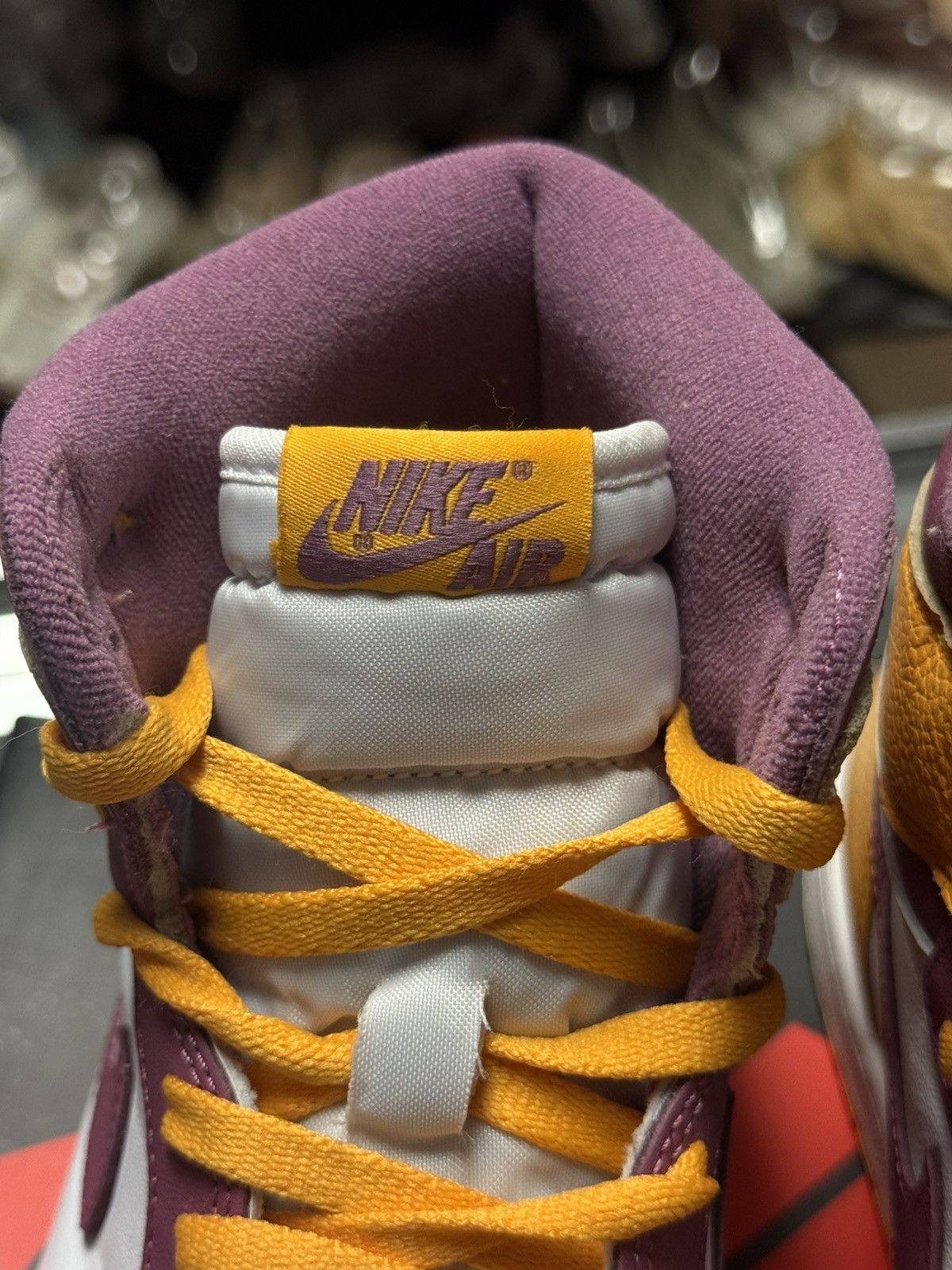 Jordan Brand × Nike Jordan 1 High Brotherhood Size 11 W Box 🧼 Size US 11 / EU 44 - 7 Thumbnail