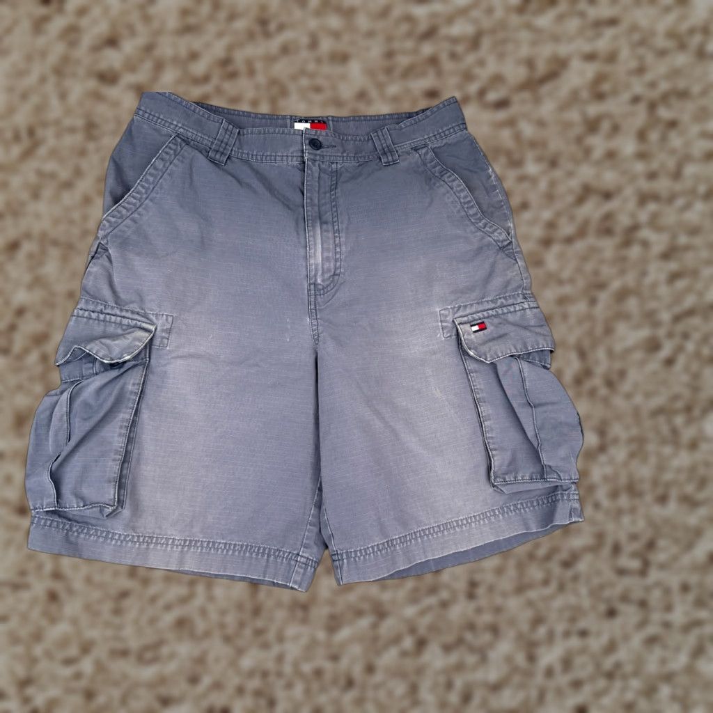 Tommy Hilfiger VINTAGE Tommy Hilfiger Cargo Shorts Men 31 Blue Cotton Rip-Stop 10 Inseam Casual Workwear 90s? Size US 31 - 1 Thumbnail