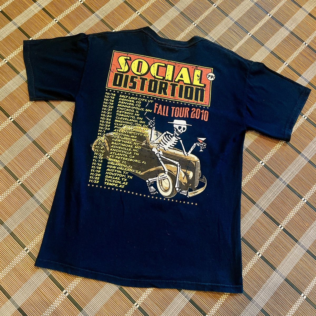 Band Tees × Vintage Social Distortion Fall Tour 2010 🚬💀🎩🍷 Size US M / EU 48-50 / 2 - 4 Thumbnail