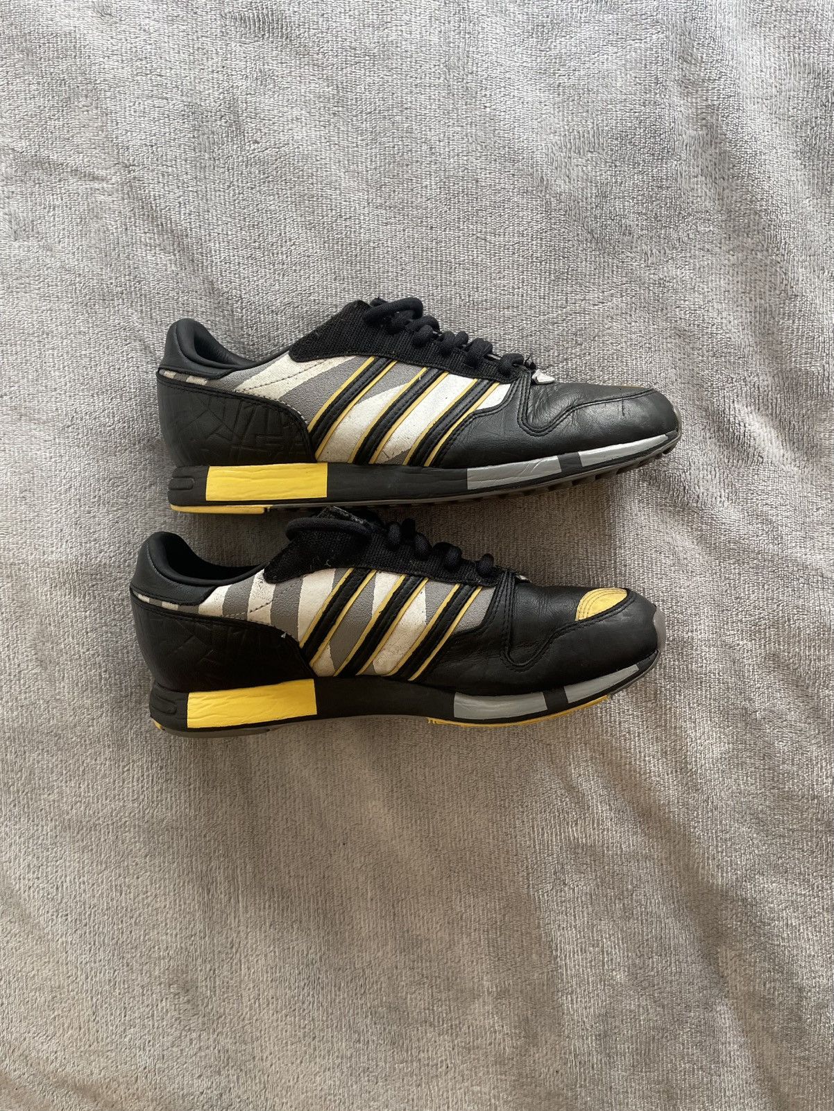 Adidas × Vintage 2010 ADIDAS MICROPACER C.S. Vintage Black/yellow G16735 RARE Size US 7 / EU 40 - 2 Thumbnail