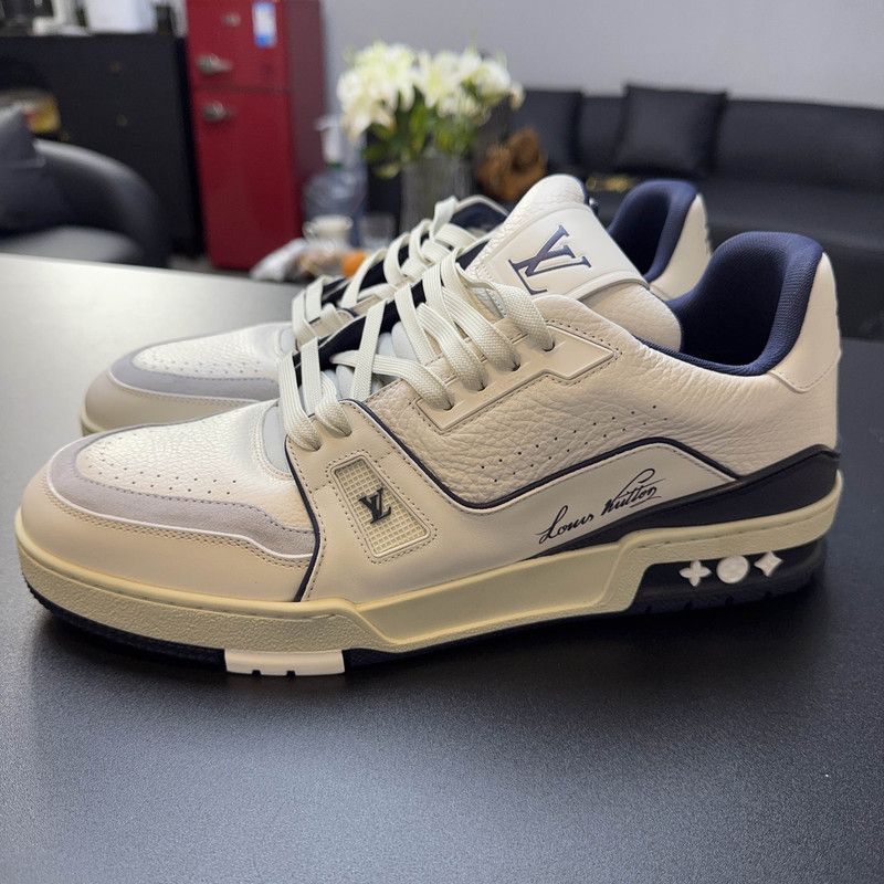 Louis Vuitton Louis Vuitton Trainer Low-Top Sneakers for Men 0079 Size US 9.5 / EU 42-43 - 1 Thumbnail