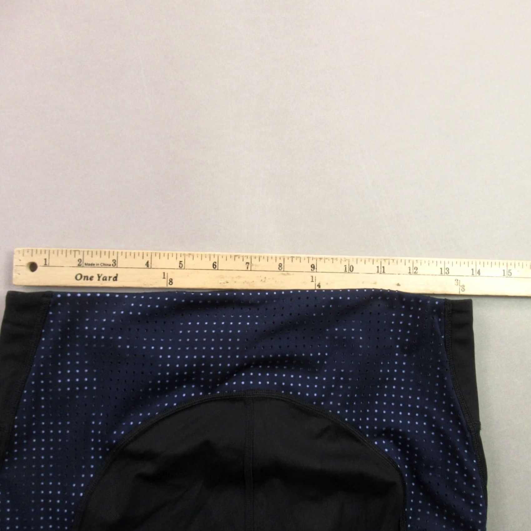 Athleta Athleta Leggings Medium Black Workout Stretch Outdoors Lightweight Womens Size 28" / US 6 / IT 42 - 6 Thumbnail