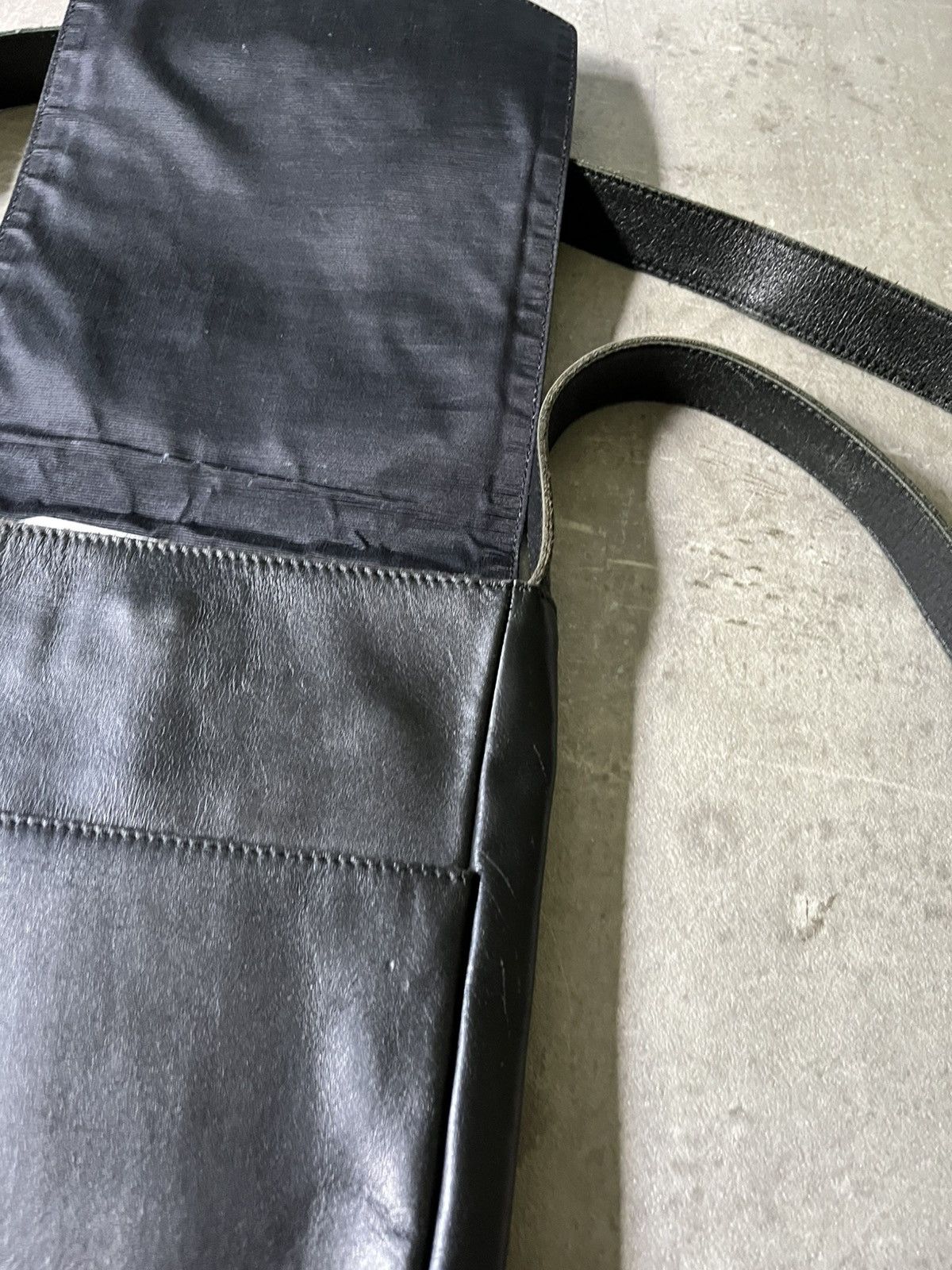 Jean Paul Gaultier Jean Paul Gaultier 1999 Angel shoulder bag leather black Size ONE SIZE - 10 Thumbnail