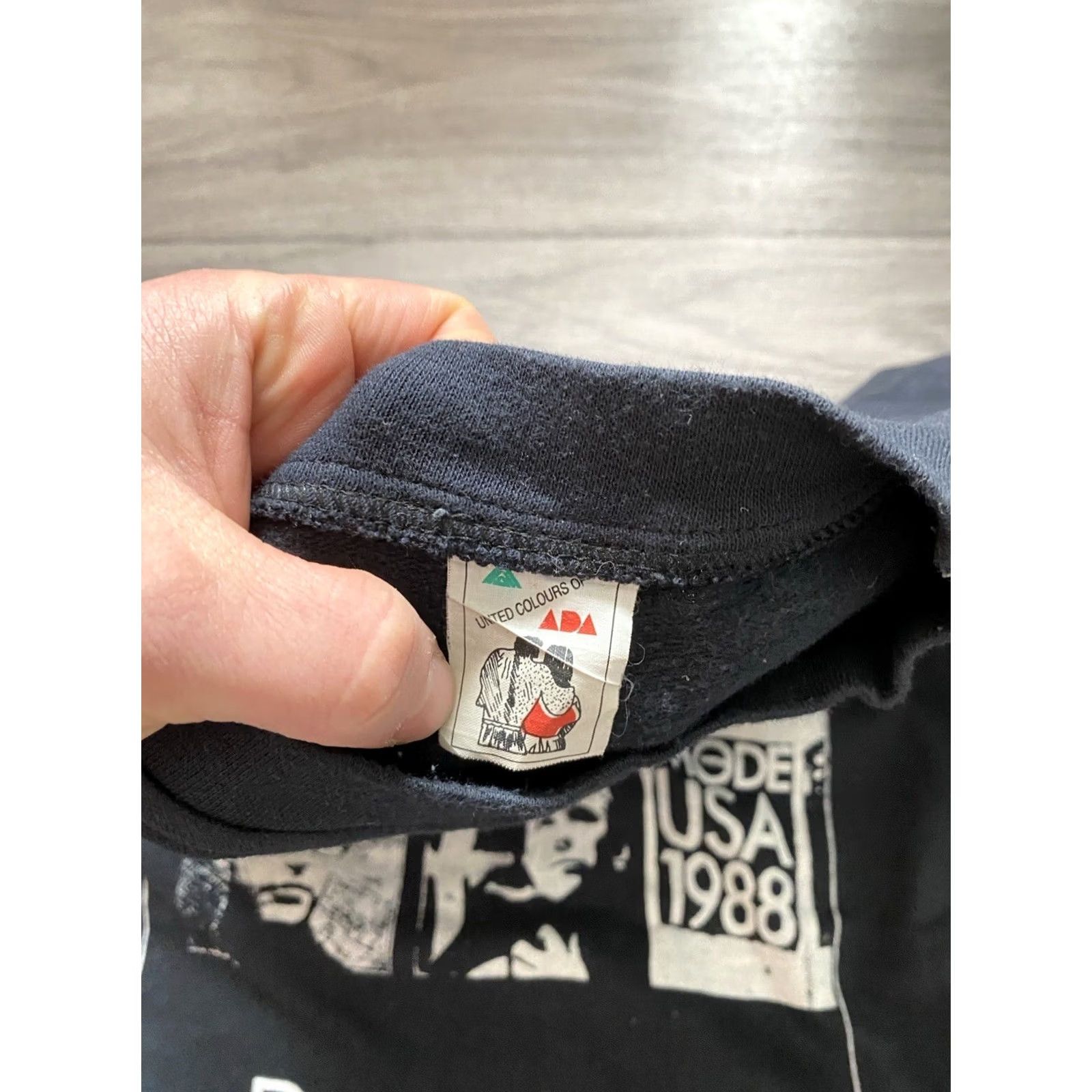 Vintage VINTAGE Depeche Mode 101 Black Sweatshirt Mens M Black Sweatshirt 1988 Vintage 80s Size US M / EU 48-50 / 2 - 5 Thumbnail
