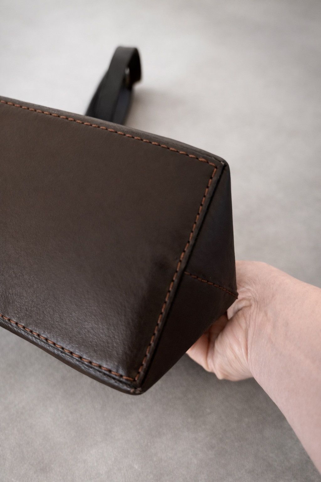 Other Frederic T Paris Leather Bag Brown Minimalist Made in France Size ONE SIZE - 7 Thumbnail