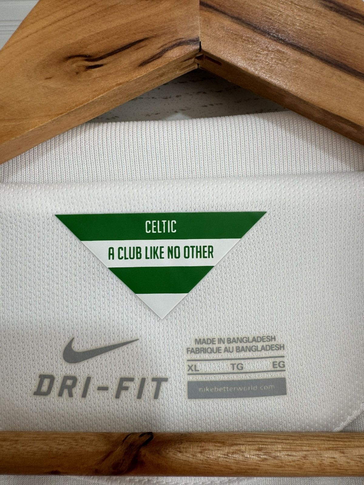Nike Celtic 2014-2015 Third Soccer Jersey Football Kit Shirt Size US XL / EU 56 / 4 - 11 Thumbnail