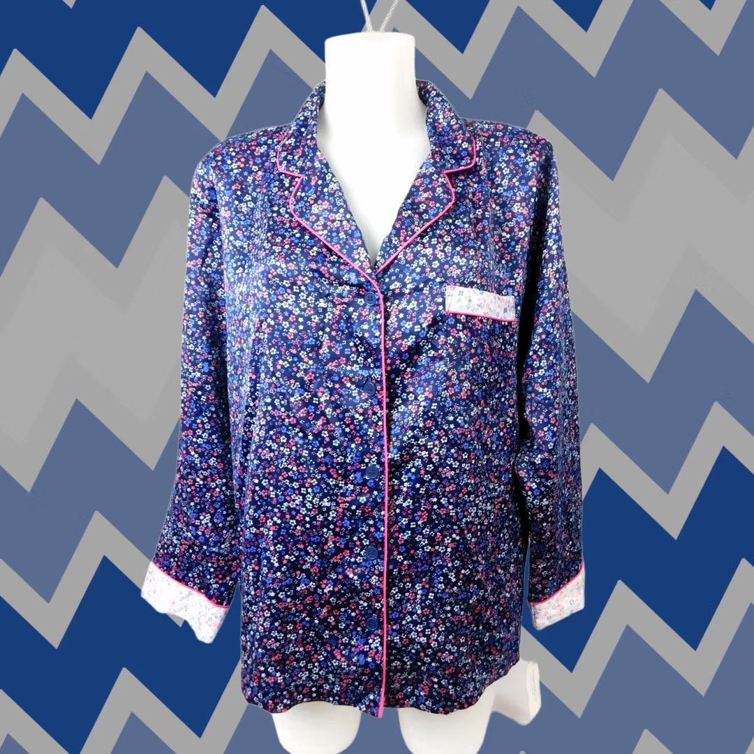 Charter Club Charter Club Pajama Top Shirt 3XL Navy Floral Satin Long Sleeve Notch Collar Buttoned Womens Size XXL / US 16-18 / IT 52-54 - 1 Thumbnail
