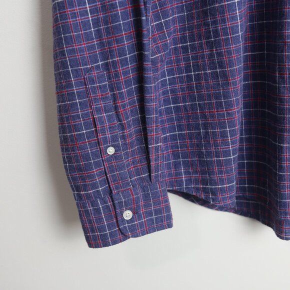 American Eagle Outfitters American Eagle Purple Plaid Classic Fit Long Sleeve Flannel Size US L / EU 52-54 / 3 - 4 Thumbnail