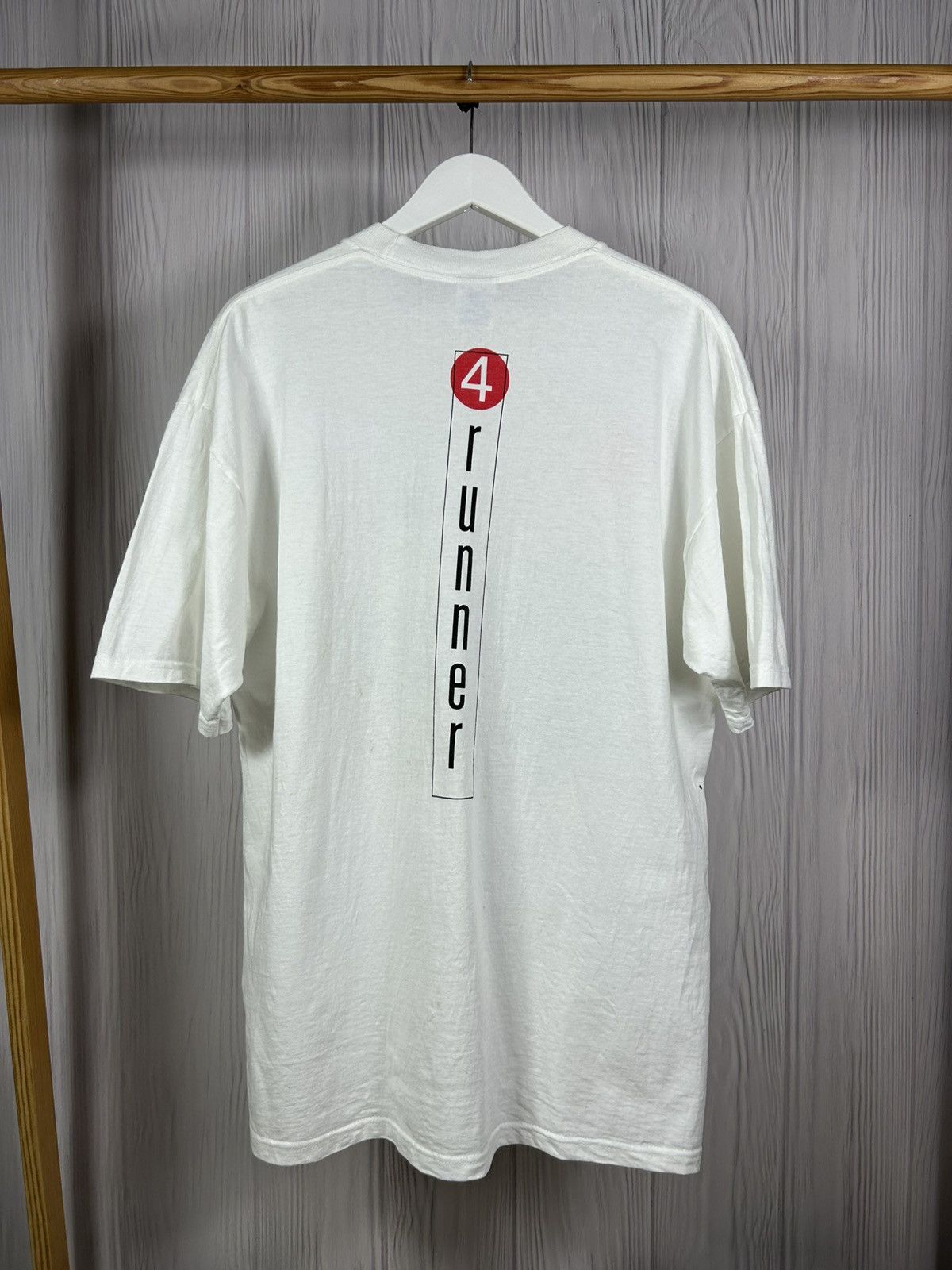 Band Tees RARE ITEM 4 Runner Signed Country Band T-Shirt Size L Size US L / EU 52-54 / 3 - 2 Thumbnail