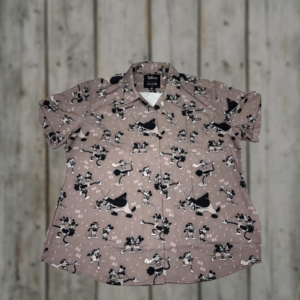 Disney Disney RSVLTS 100 Shirt Mickey Saves The Day Kunuflex Button Up 2XL Short Sleeve Multicolor Womens Size XXL / US 16-18 / IT 52-54 - 1 Thumbnail