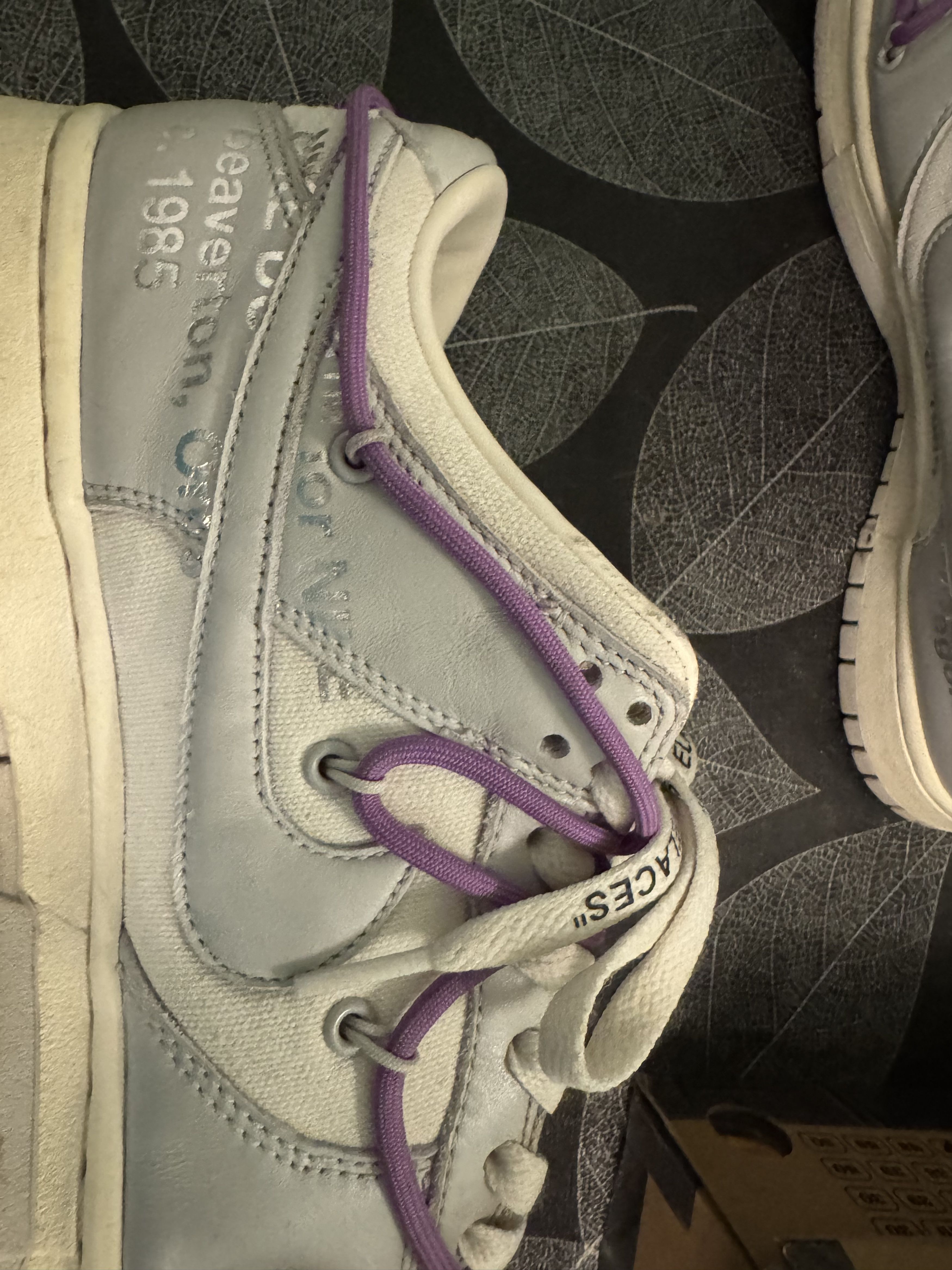 Nike Off-White x Nike Dunk Low ‘Lot 47 of 50’ Size US 9 / EU 42 - 4 Thumbnail
