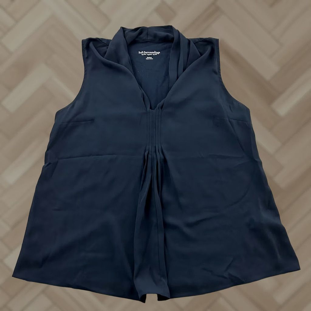 Soft Surroundings Soft Surroundings Tank Women's M Blue Sleeveless Shirt Adults Medium Blue Tank Top Womens Size M / US 6-8 / IT 42-44 - 1 Thumbnail