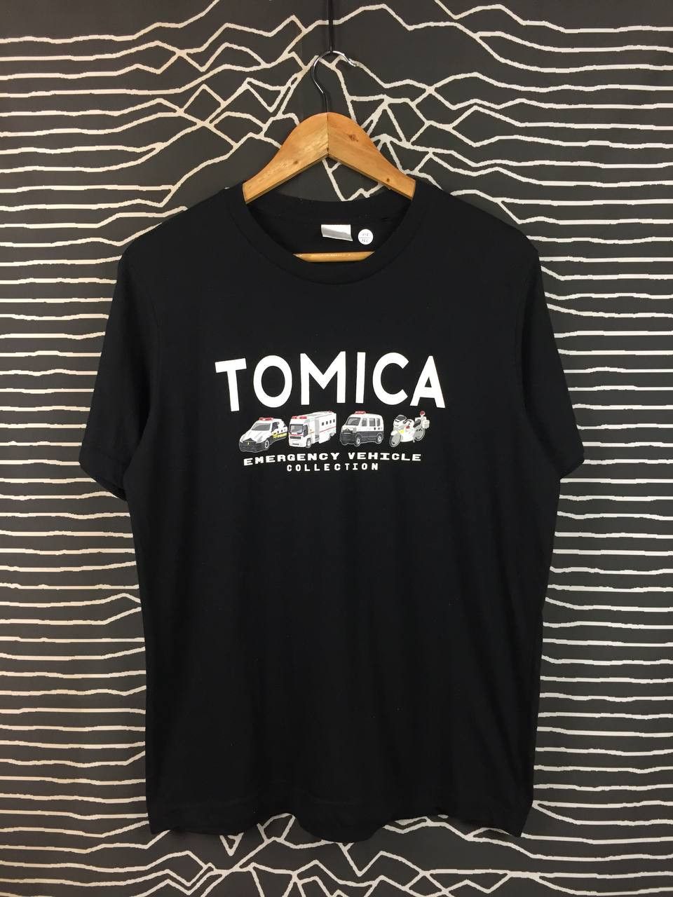 Japanese Brand IGNIO Japan Brand Tomica Emergency Vehicle Collection Tee Size US L / EU 52-54 / 3 - 1 Thumbnail