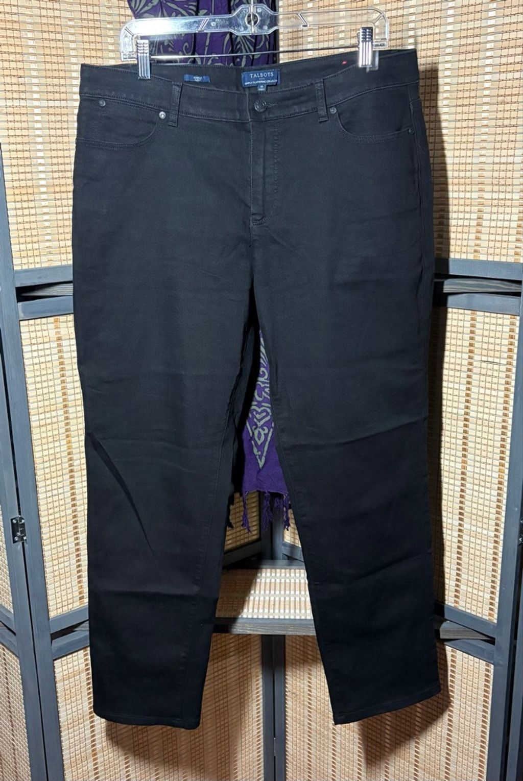 Talbots NWOT Talbots Curvy Black Ankle Jeans Size 36" / US 14 / IT 50 - 1 Thumbnail