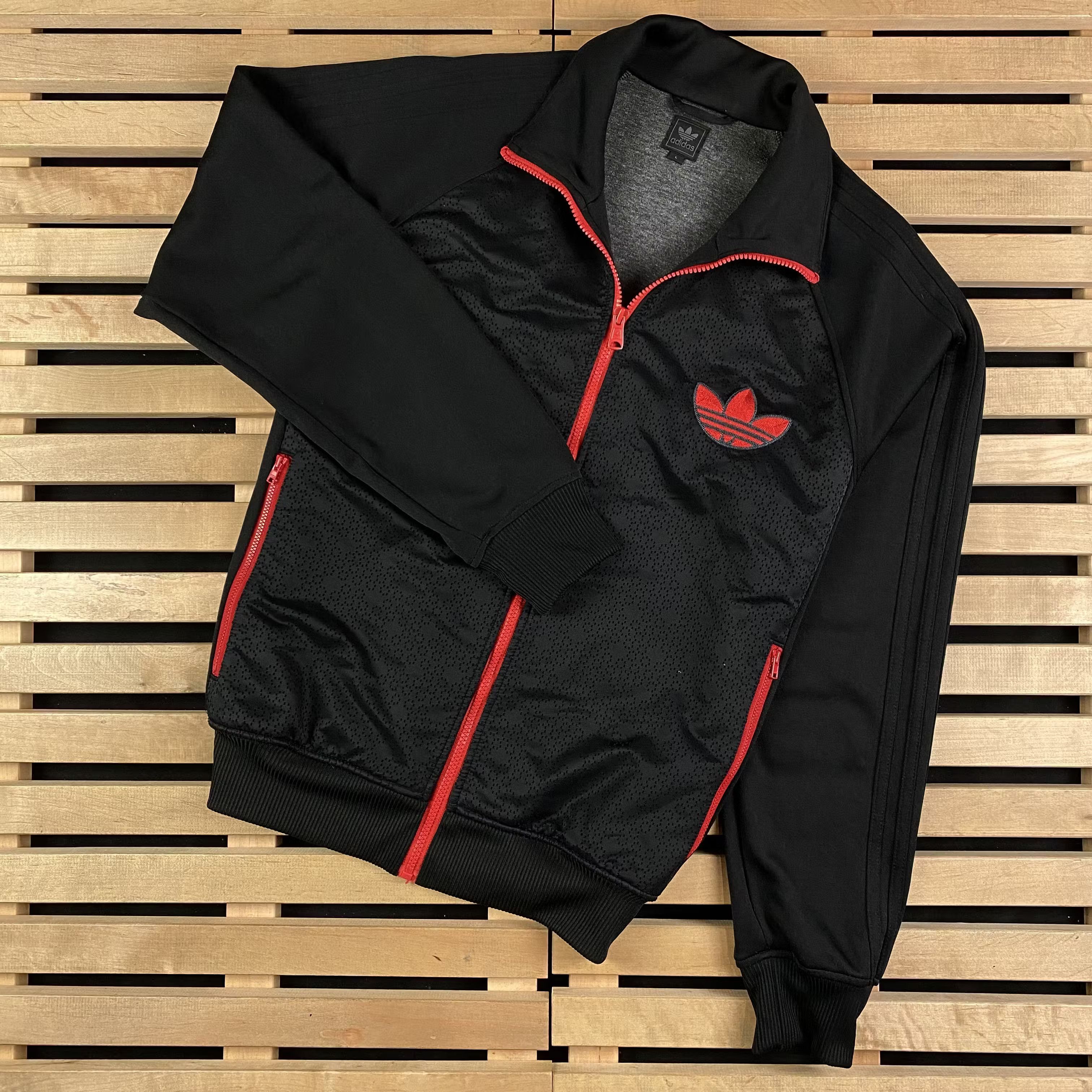 Adidas × Vintage Men’s Bomber Jacket Adidas Vintage Size L Size US L / EU 52-54 / 3 - 1 Thumbnail