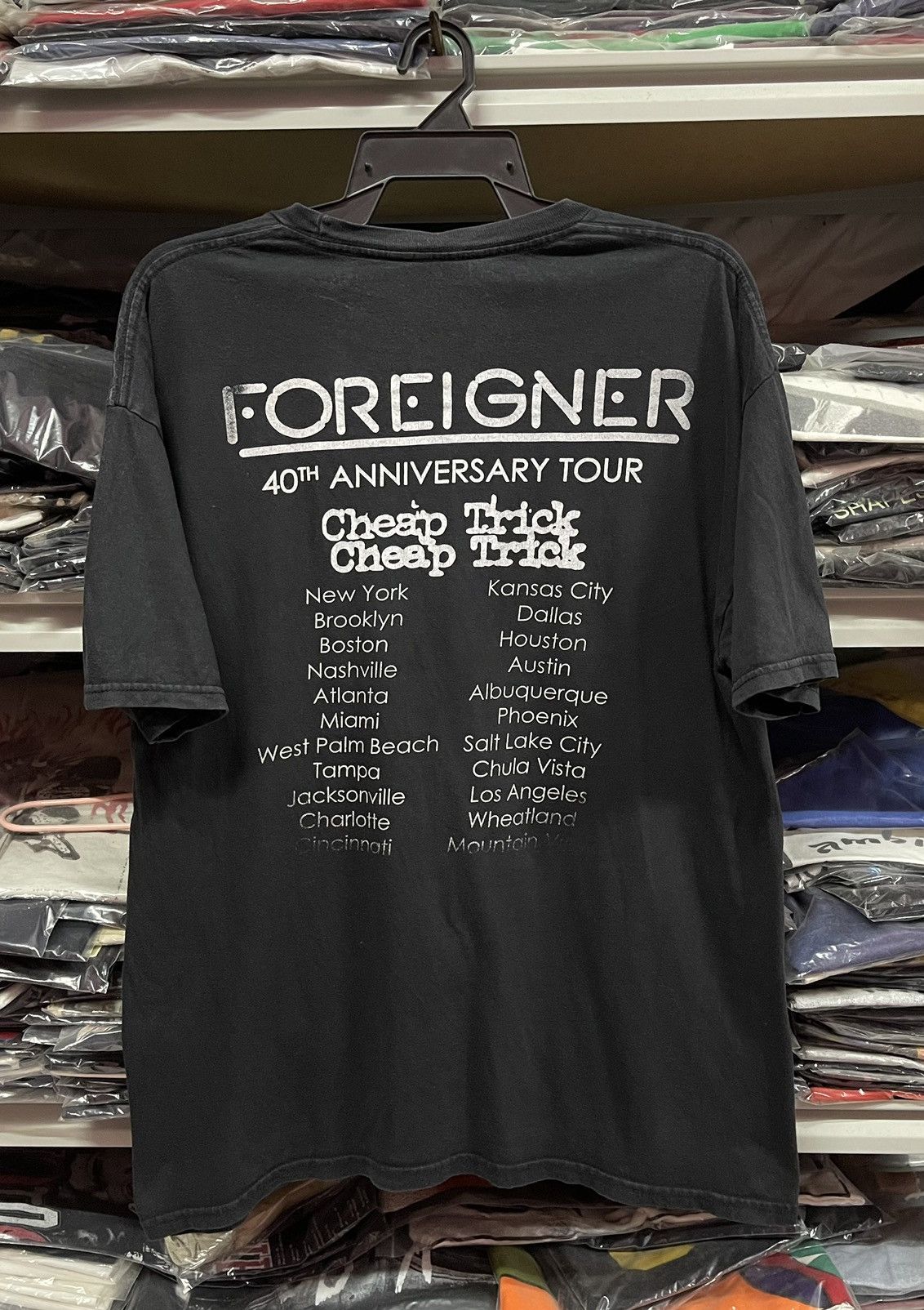 Band Tees Tour Tees x Rock Band - Foreigner🔥🔥🔥 Size US L / EU 52-54 / 3 - 4 Thumbnail