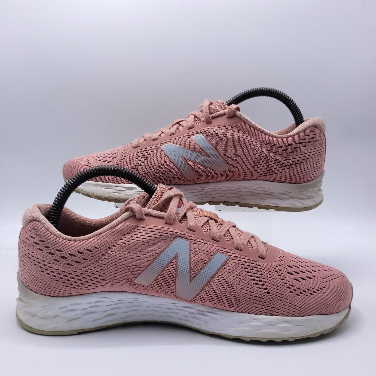 New Balance New Balance Fresh Foam Arishi Shoe Womens Size 8 WARISCD1 Size US 8 / IT 38 - 6 Thumbnail