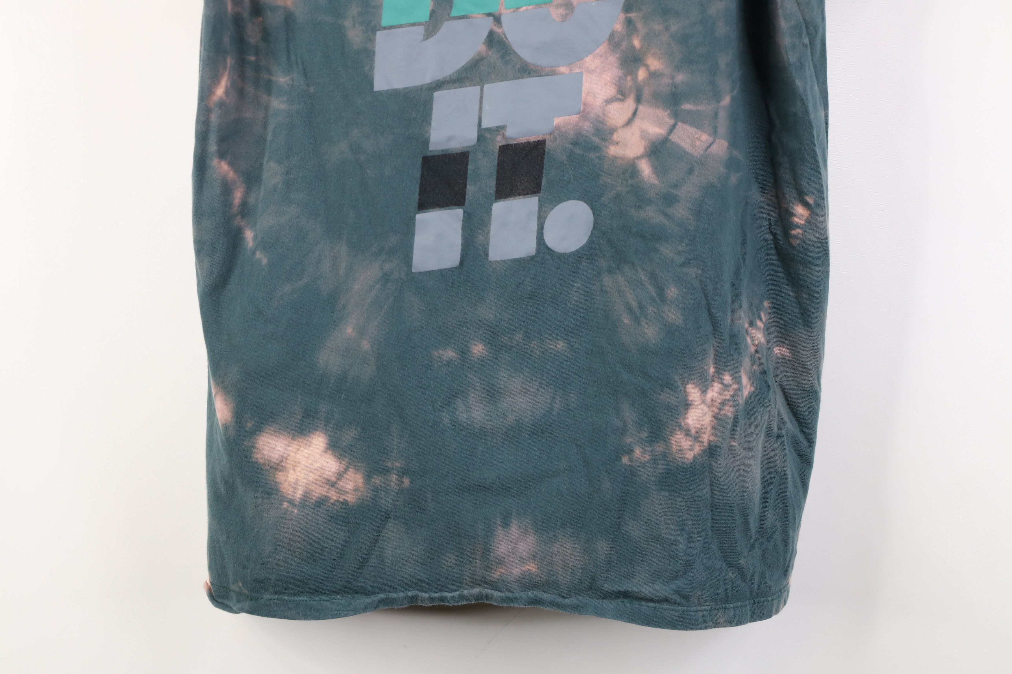 Nike Vintage Y2K Nike Acid Wash Just Do It Short Sleeve T-Shirt Size US M / EU 48-50 / 2 - 3 Thumbnail