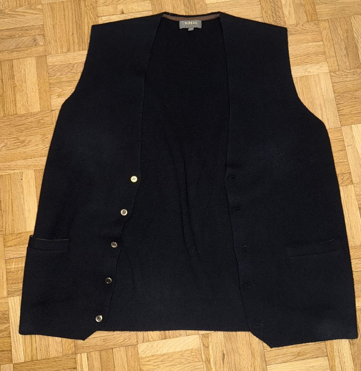 N.Peal N.peal vest Size US L / EU 52-54 / 3 - 4 Thumbnail