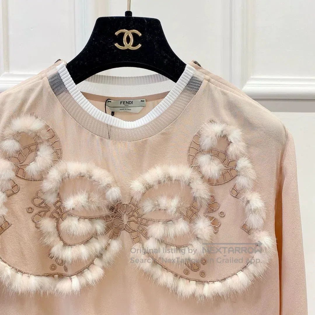 Fendi Fendi Pink Crew Neck Short Sleeve T-shirt. Size XS / US 0-2 / IT 36-38 - 3 Thumbnail