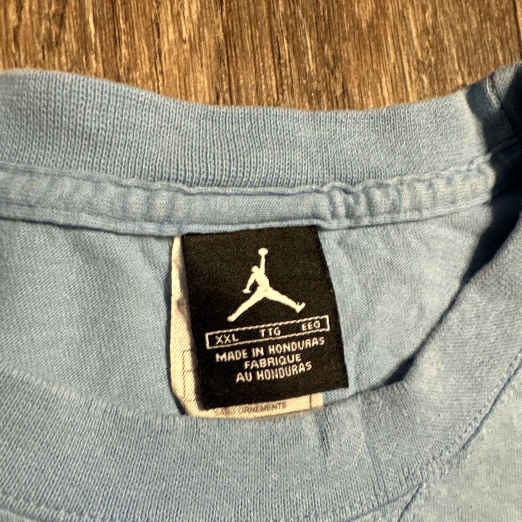 Jordan Brand VINTAGE Air Jordan T-Shirt 2XL Carolina Tar Heel Blue 2000s Retro Flight Mens Size US XXL / EU 58 / 5 - 4 Thumbnail