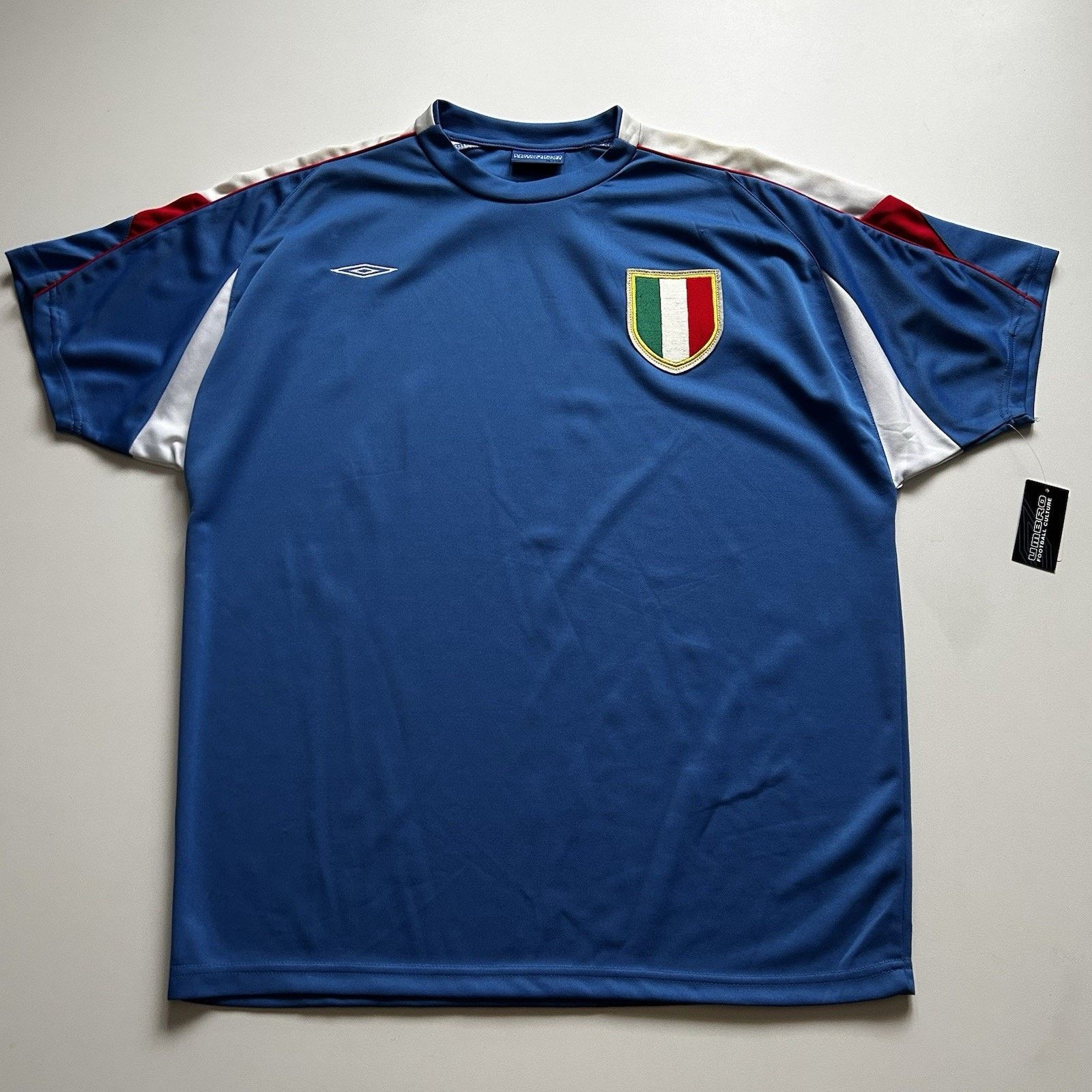 Umbro Umbro Italy Football Soccer Jersey Size XL New With Tags Y2K Size US XL / EU 56 / 4 - 1 Thumbnail