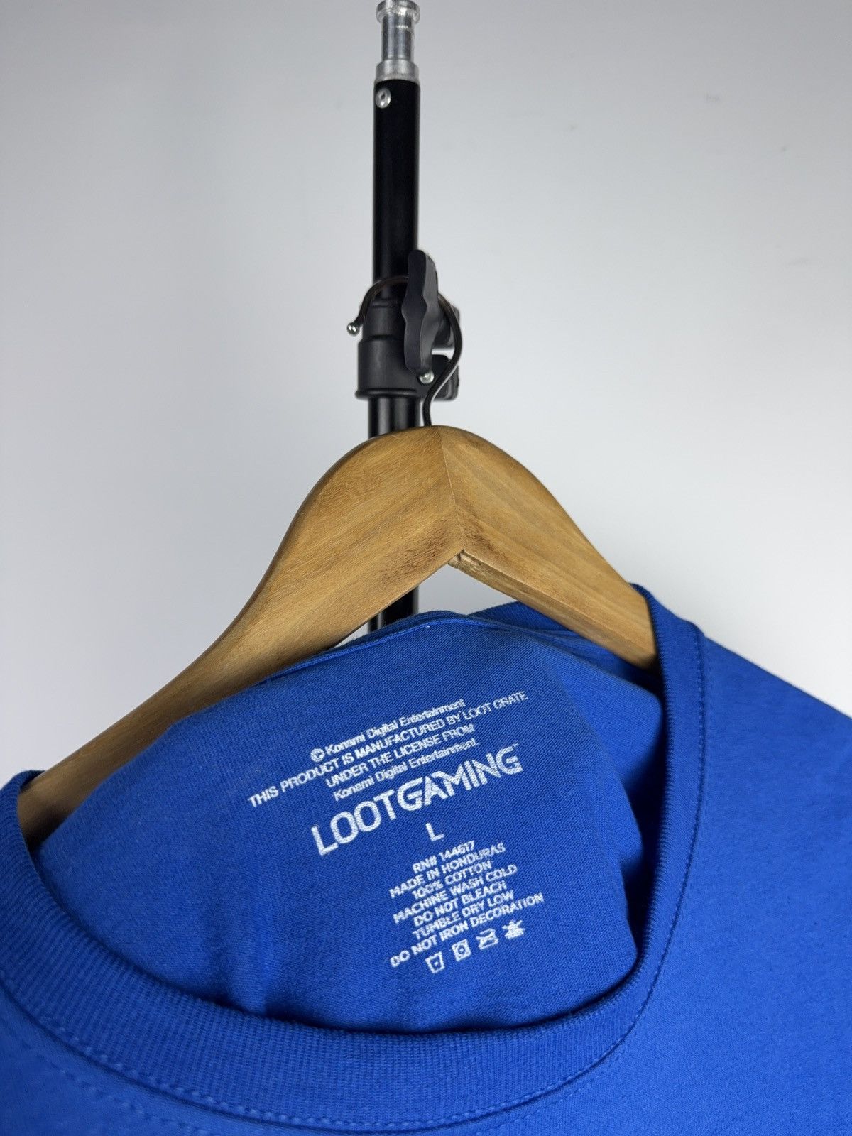 Nintendo Retro 00s Loot Gaming Castlevania Wall Chicken Pixel Tee L Size US L / EU 52-54 / 3 - 6 Thumbnail
