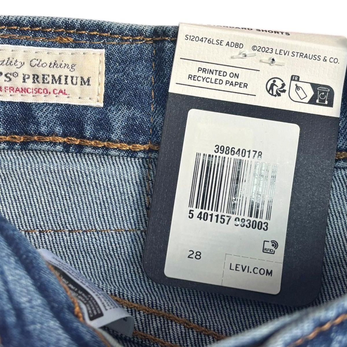 Levi's Denim shorts men Levi’s 405 size 28 Size US 28 / EU 44 - 5 Thumbnail