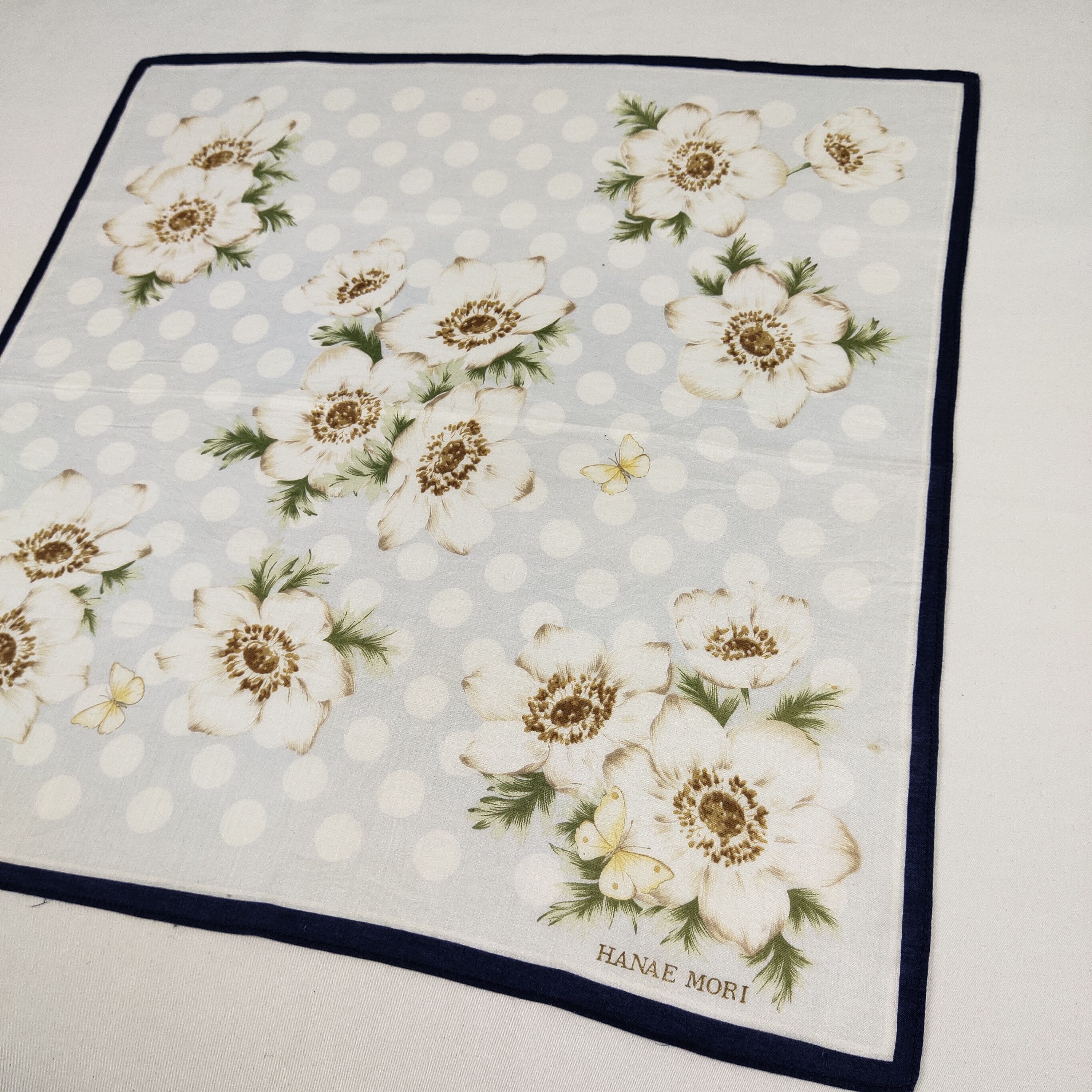 Hanae Mori Hanae Mori Handkerchief / Neckerchief / Bandana FZ543 Size ONE SIZE - 4 Thumbnail