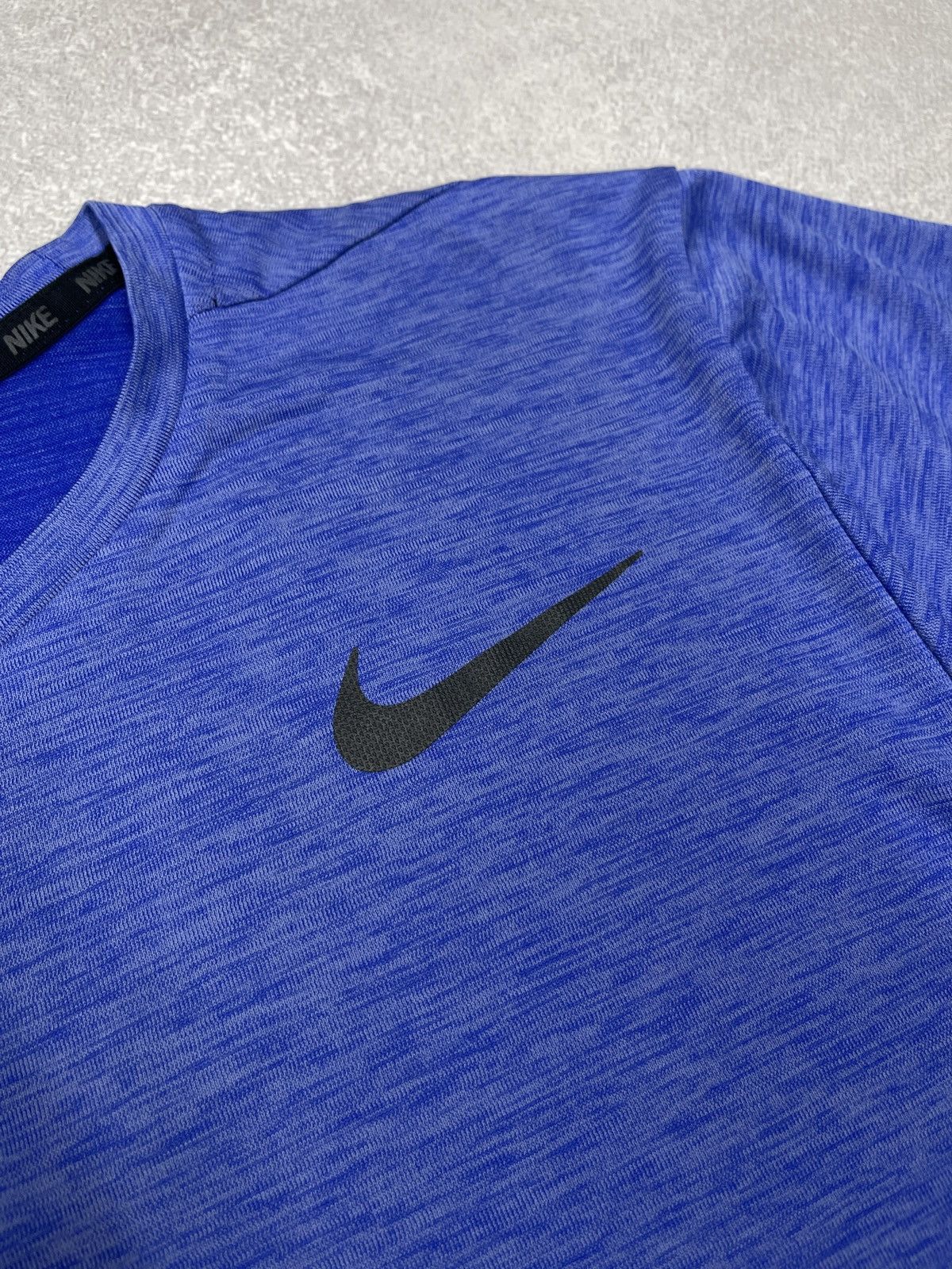 Nike Mens Nike Running Dri Fit T Shirt Blue Y2K ACG TN Size M Size US M / EU 48-50 / 2 - 5 Thumbnail