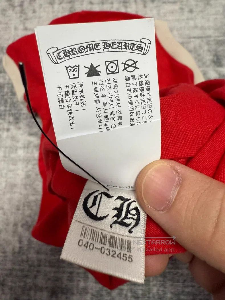 Chrome Hearts CHROME HEARTS Size M Red back horseshoe short sleeves Size US M / EU 48-50 / 2 - 5 Thumbnail