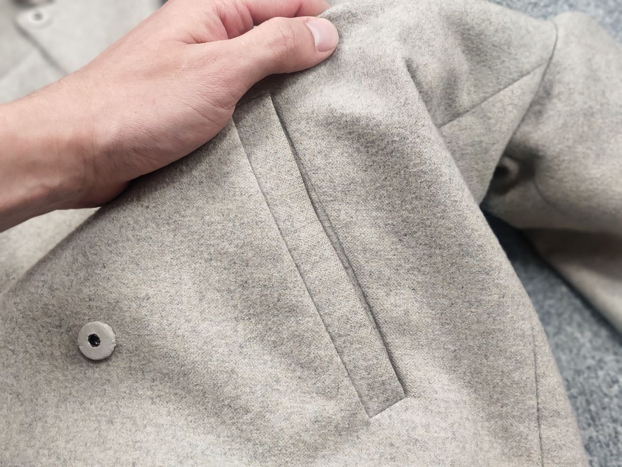 Brunello Cucinelli Brunello Cucinelli Wool Cashmere Blend Beige Coat Mid Jacket Size M / US 6-8 / IT 42-44 - 22 Thumbnail