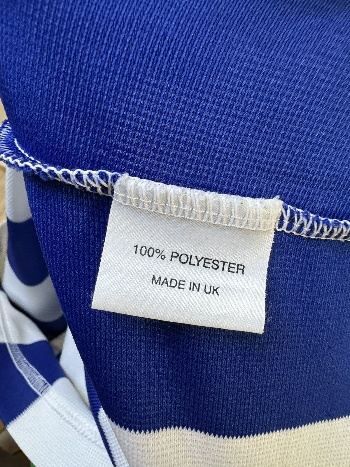Other Colchester United 2005 - 2006 Home shirt Size US L / EU 52-54 / 3 - 7 Thumbnail