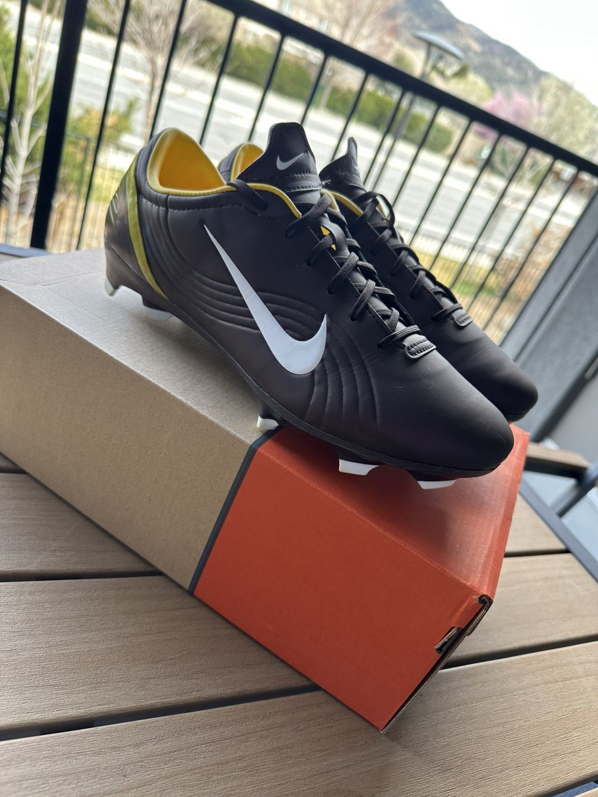 Nike Nike Mercurial Vapor 1 RGN SE FG Size US 9.5 / EU 42-43 - 1 Thumbnail