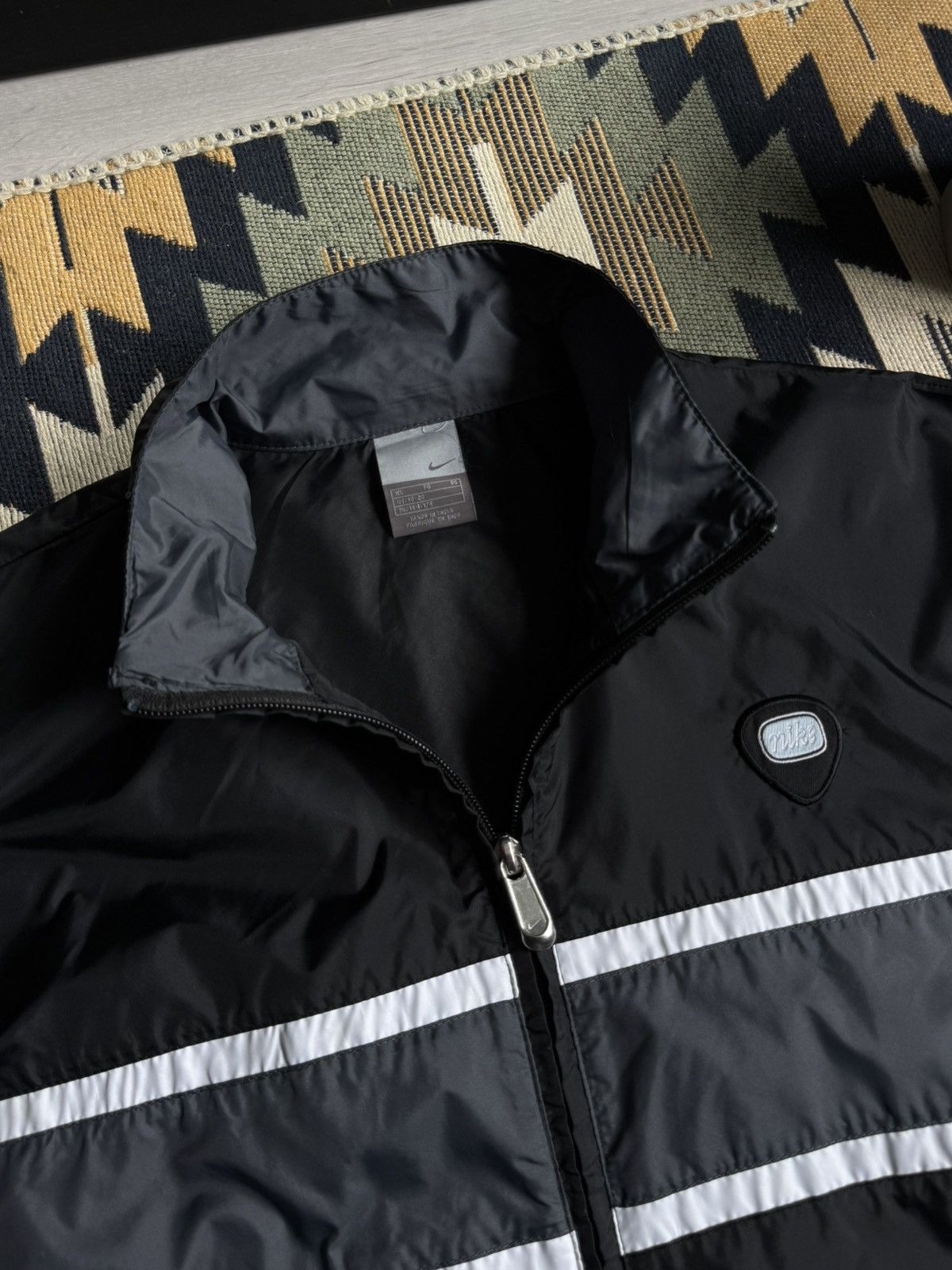 Nike Vintage 90’s Nike Nylon Logo Drill Y2K Jacket Size US S / EU 44-46 / 1 - 6 Thumbnail