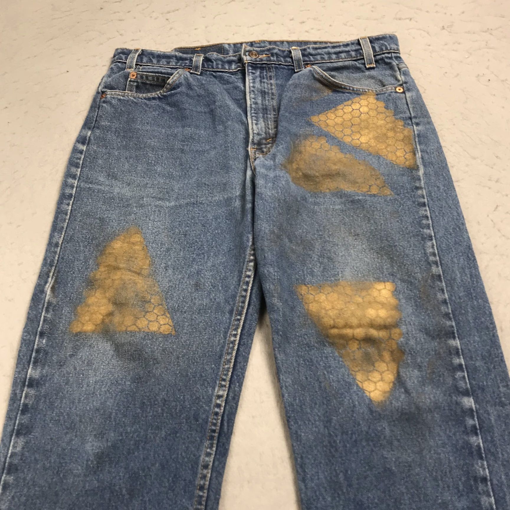 Levi's VINTAGE Levi's 505 Jeans Mens 36x32 Blue Regular Straight Denim Orange Tab Paint Jeans Mens 36x32 Blue Regular Straight Denim 80s 90s USA Men Size US 36 / EU 52 - 3 Thumbnail